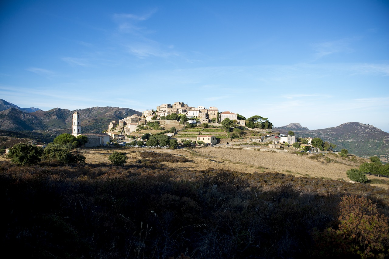 sant'antoninu corsican village free photo