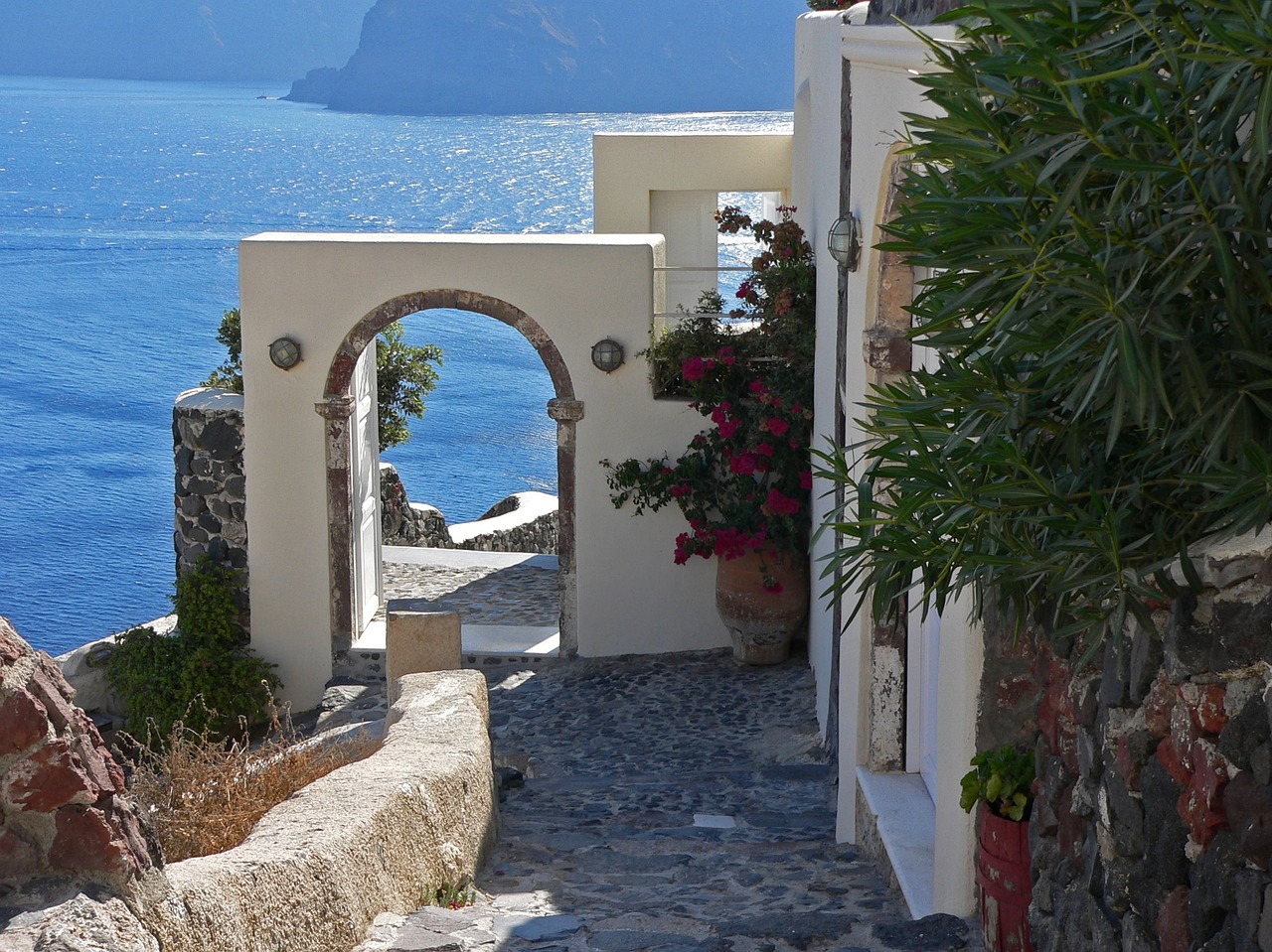 santorini view to the sea cozy corner free photo