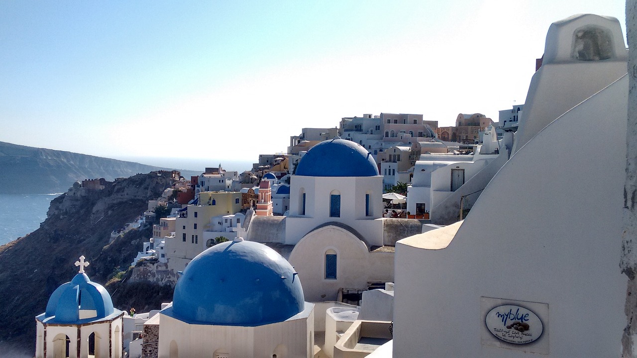 santorini grecia white houses free photo