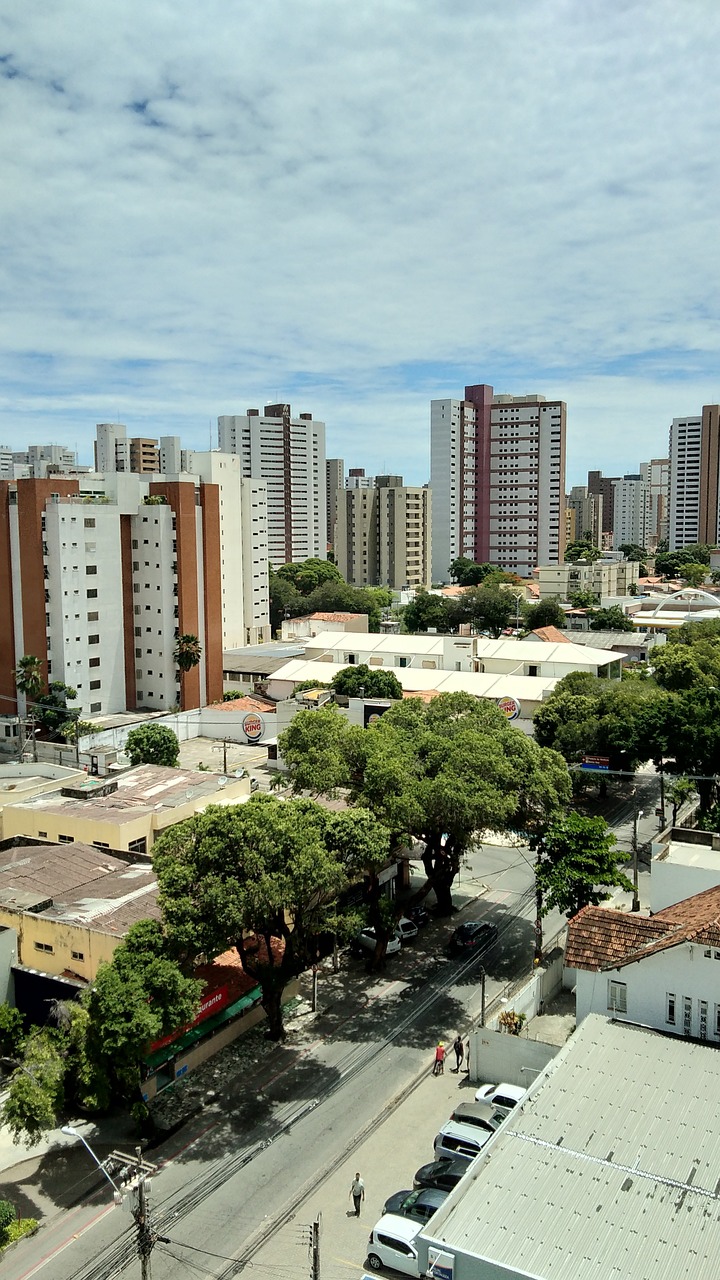 santos dumont  avenue  fortaleza ceara free photo