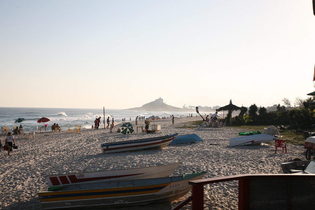saquarema beach mar free photo