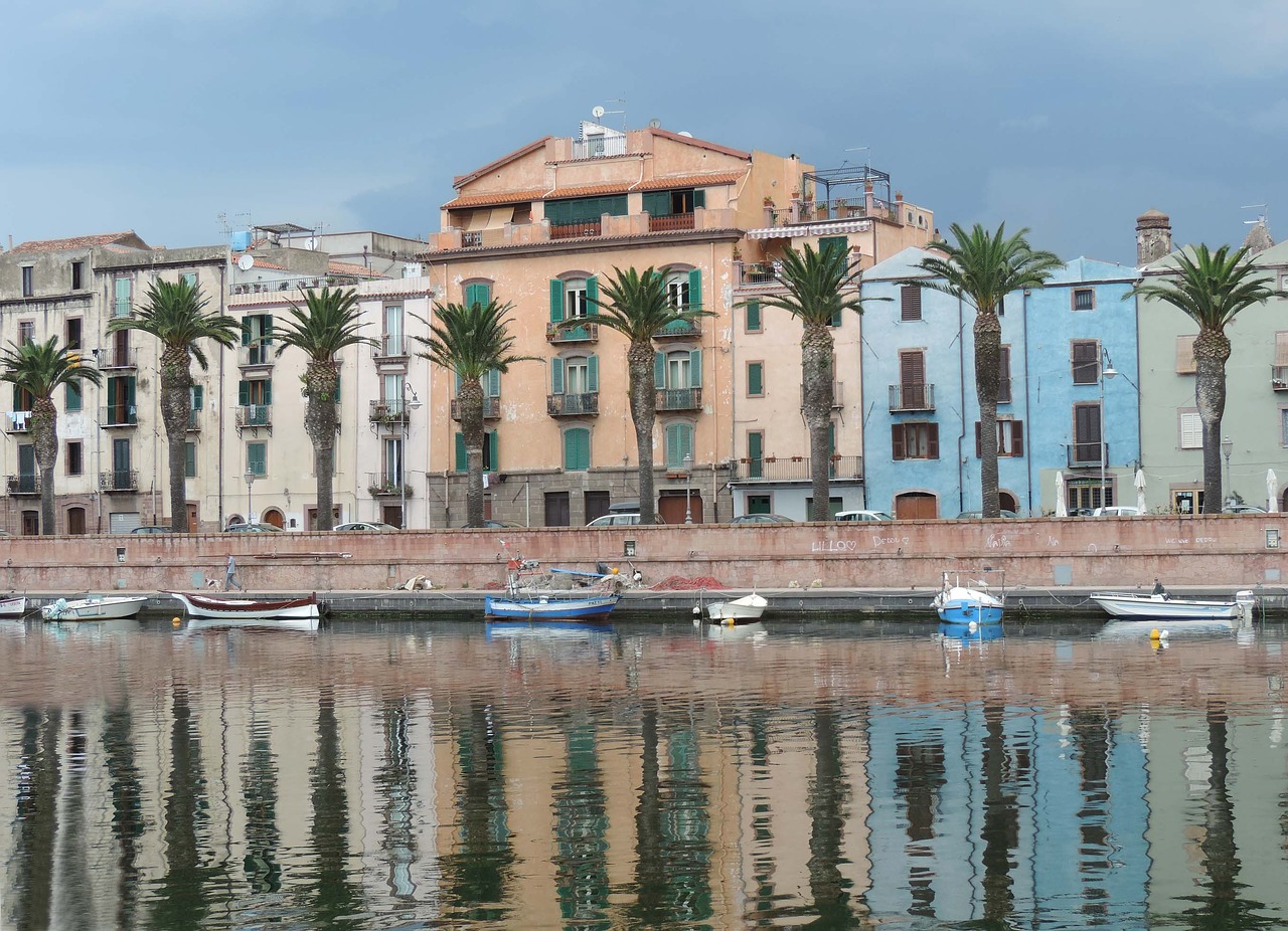 sardinia water homes free photo