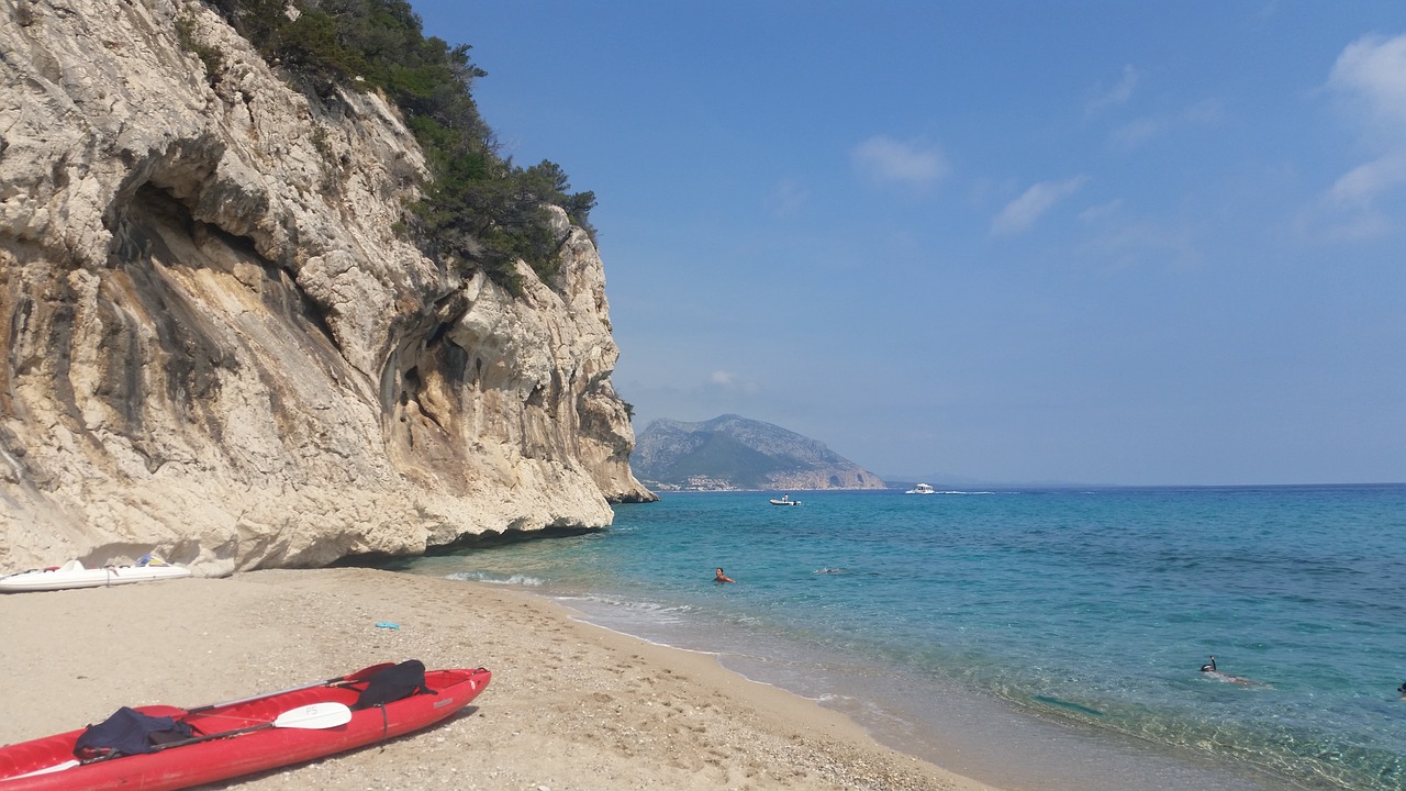 sardinia canoeing sea free photo