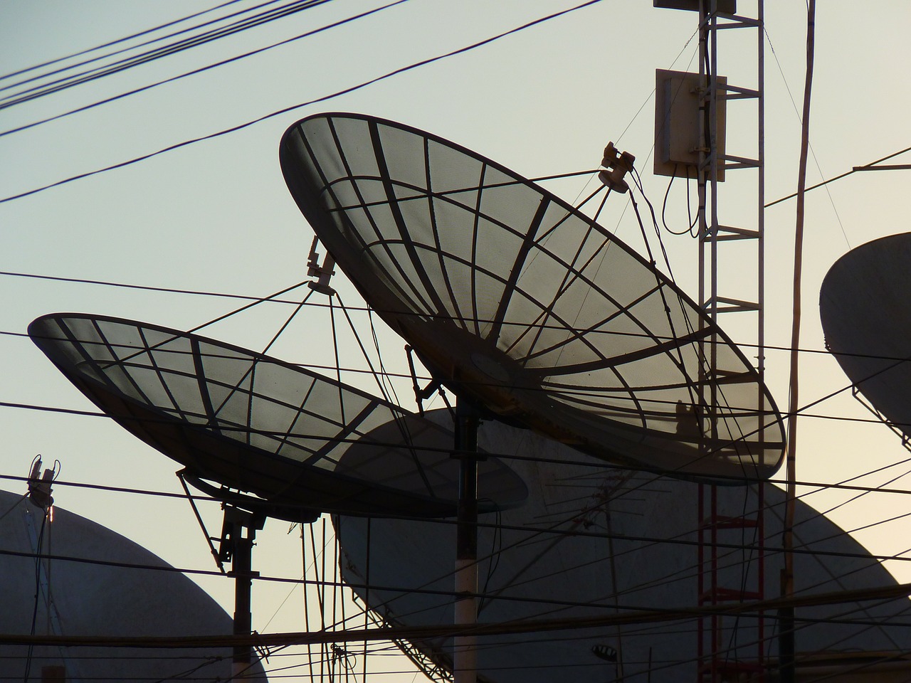 satellite dishes radio antenna free photo