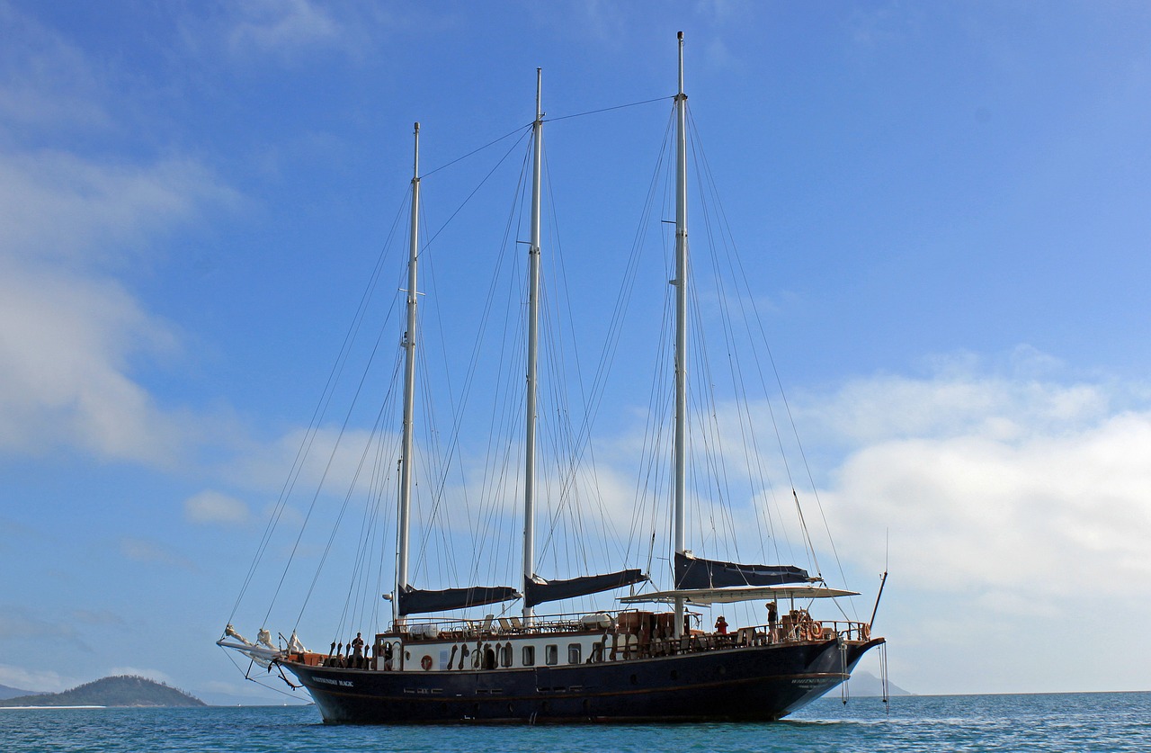 saver sailing vessel 3 master free photo