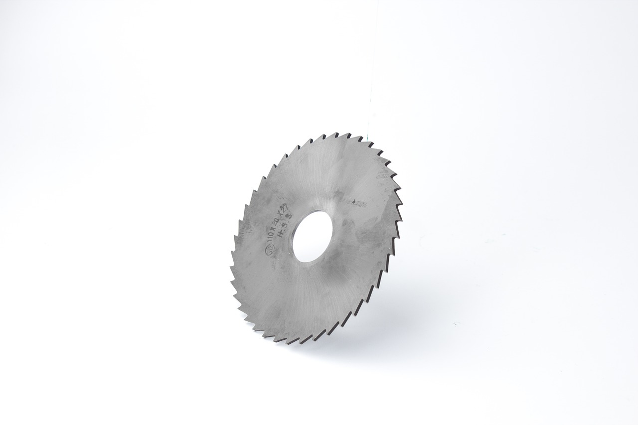 saw blade gear sawtooth free photo