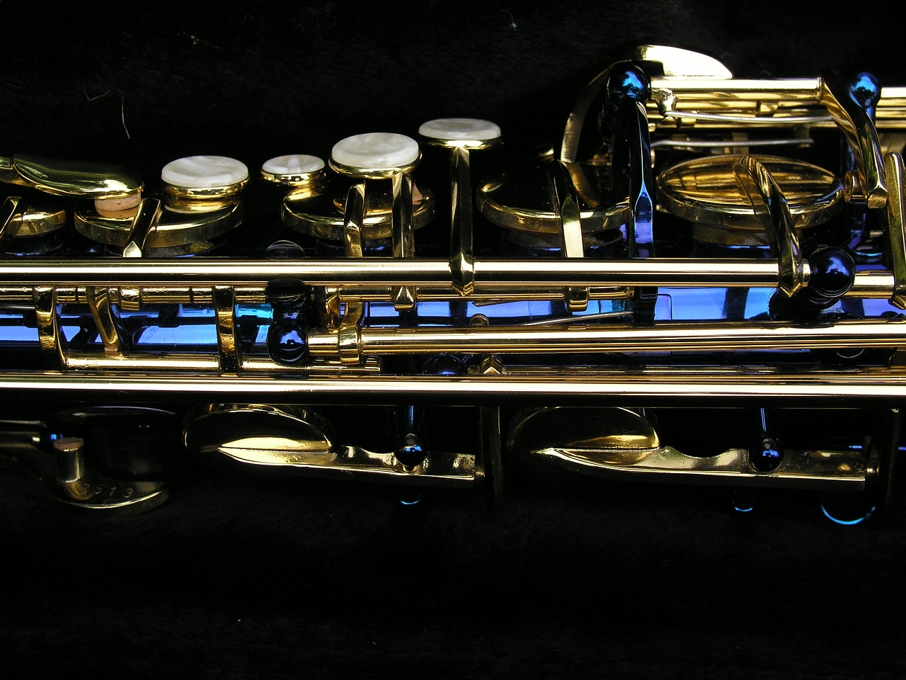 saxophone alto instrument free photo