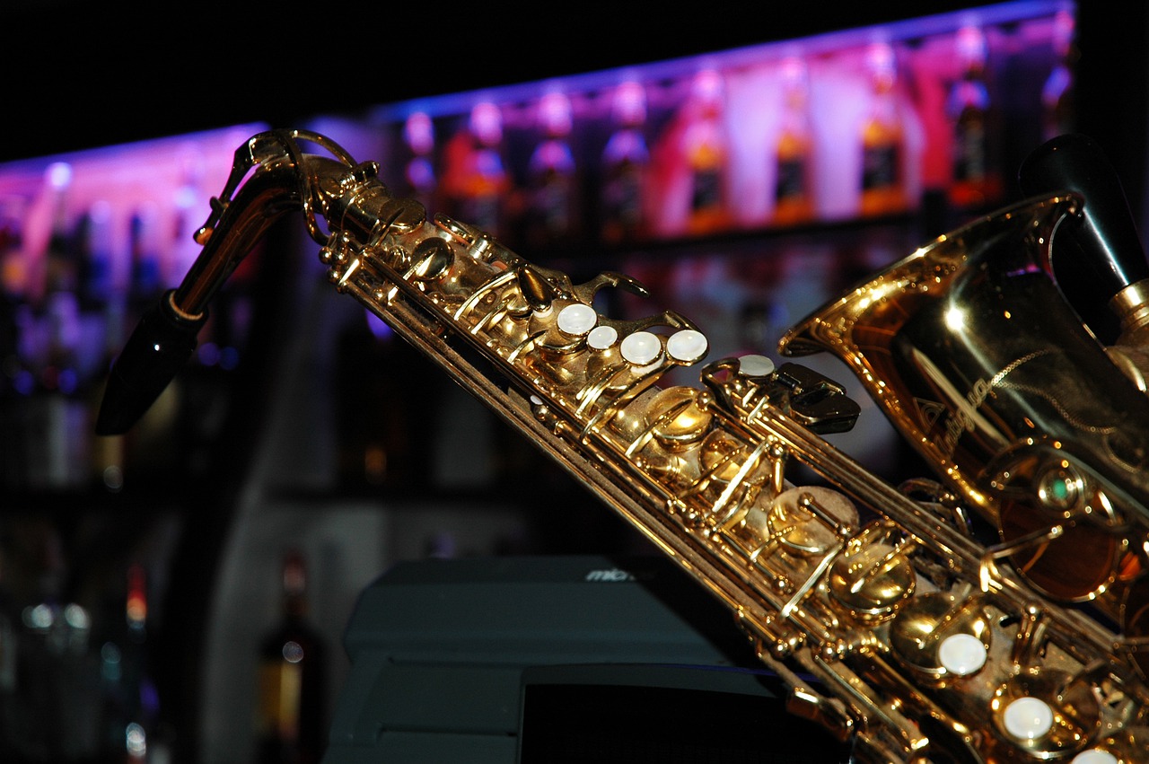 saxophone  musical instruments  brass free photo