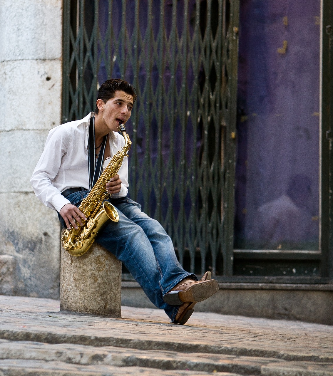 saxophone player music performer free photo