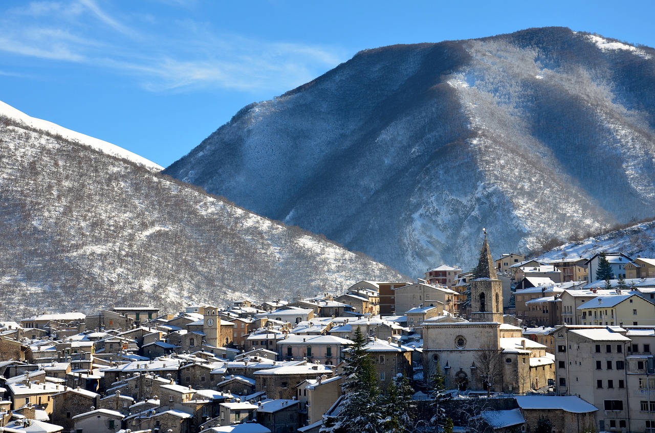 scanno abruzzo snow free photo