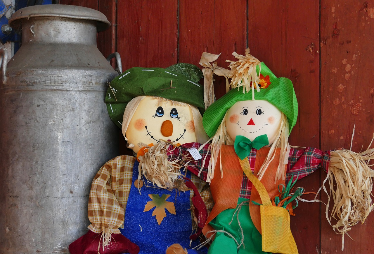 scarecrow doll garden free photo