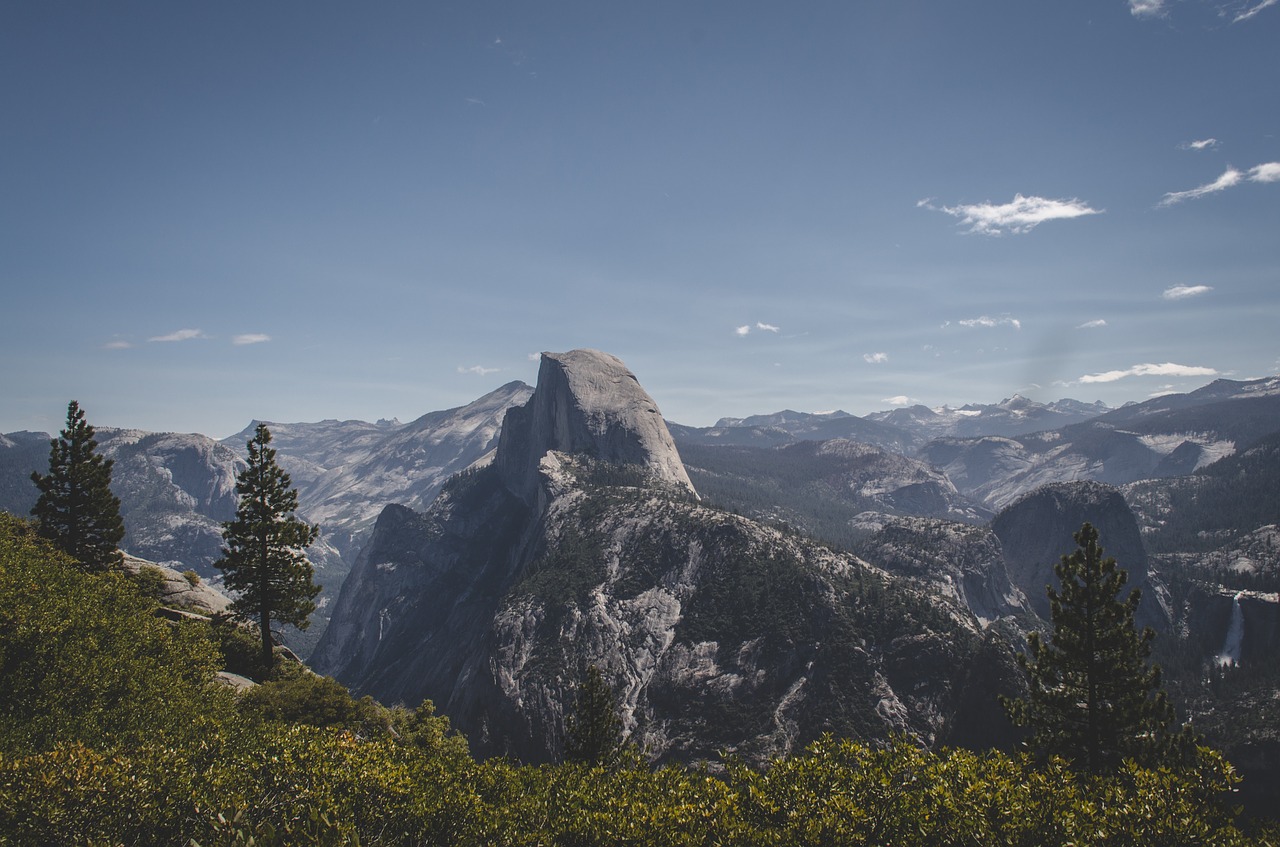 scene yosemite half dome free photo