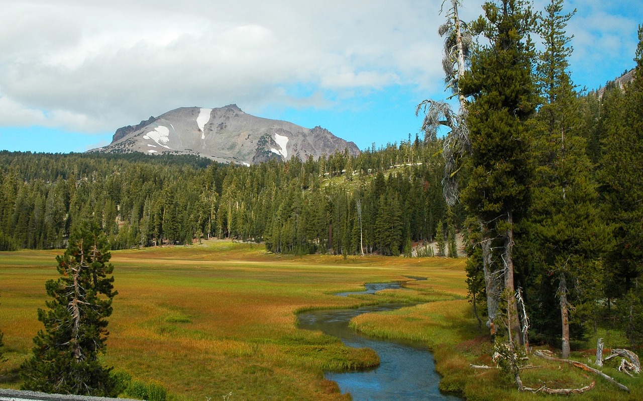 scenic landscape autumn free photo