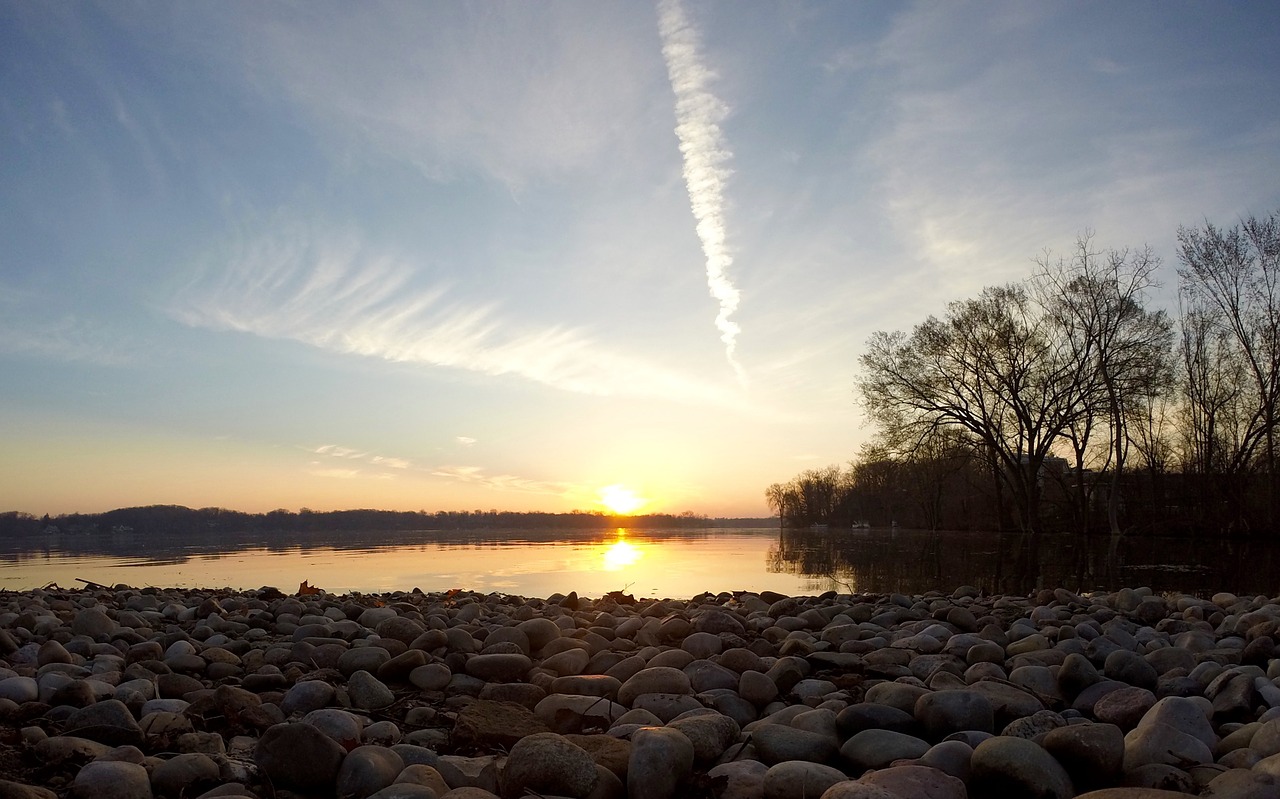 scenic lake water free photo