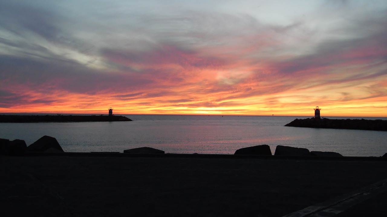 scheveningen port sunset free photo