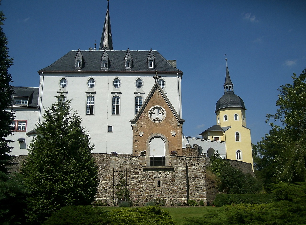 schloß purschenstein neuhausen ore mountains free photo