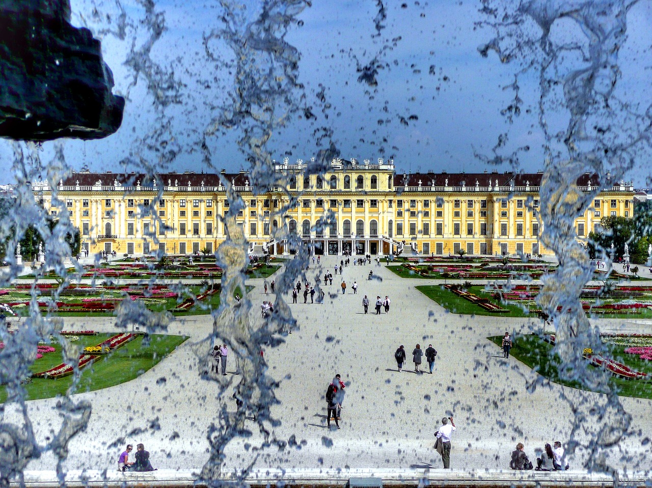schönbrunn palace vienna austria free photo