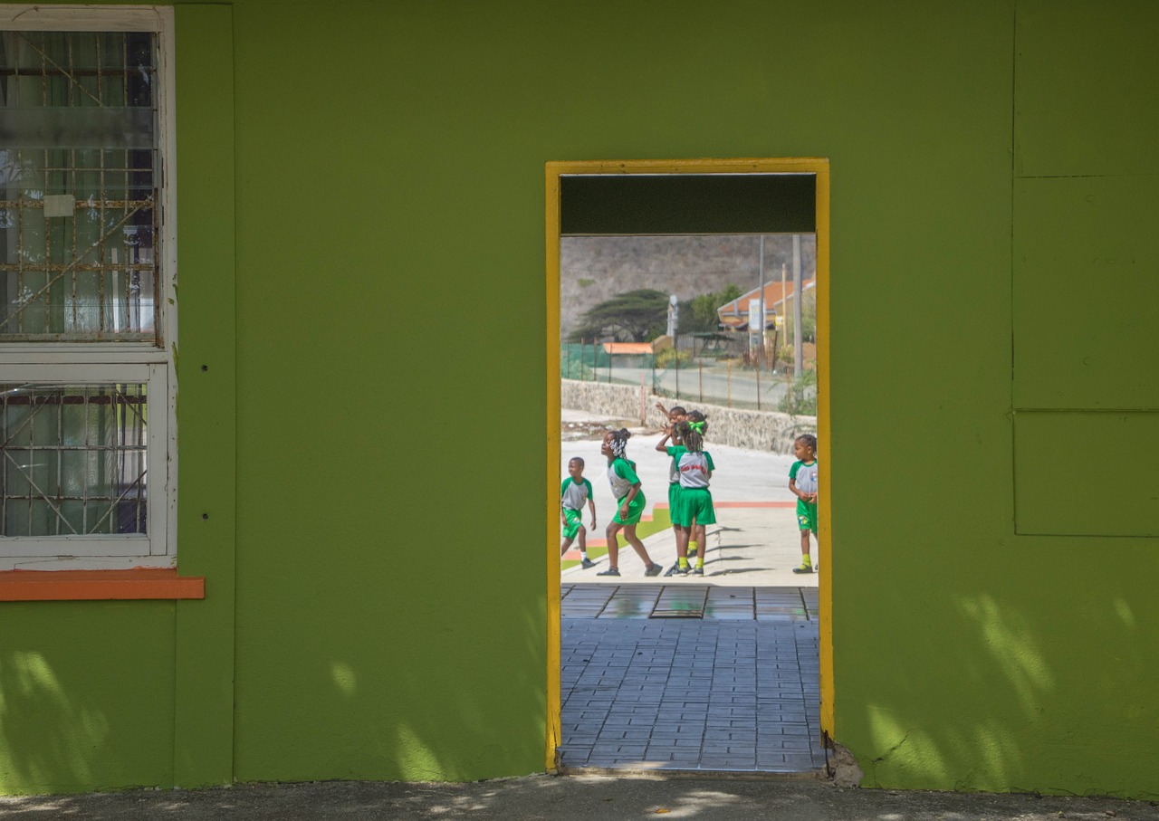 school curacao doorway free photo