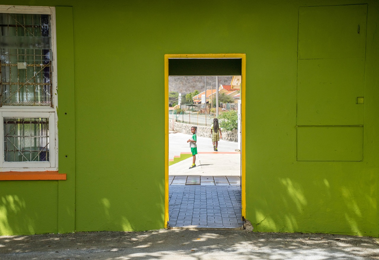 school curacao doorway free photo