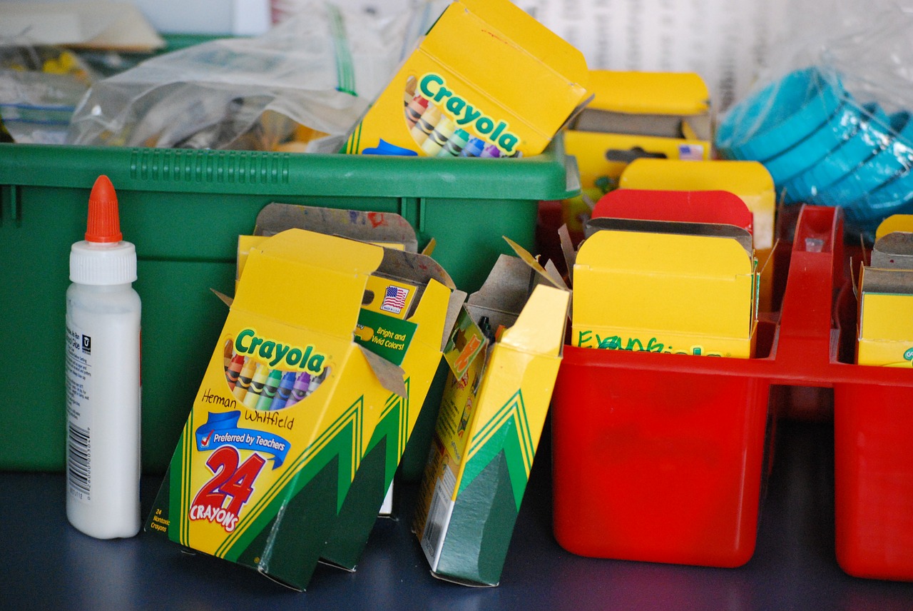 school supplies back to school crayons free photo