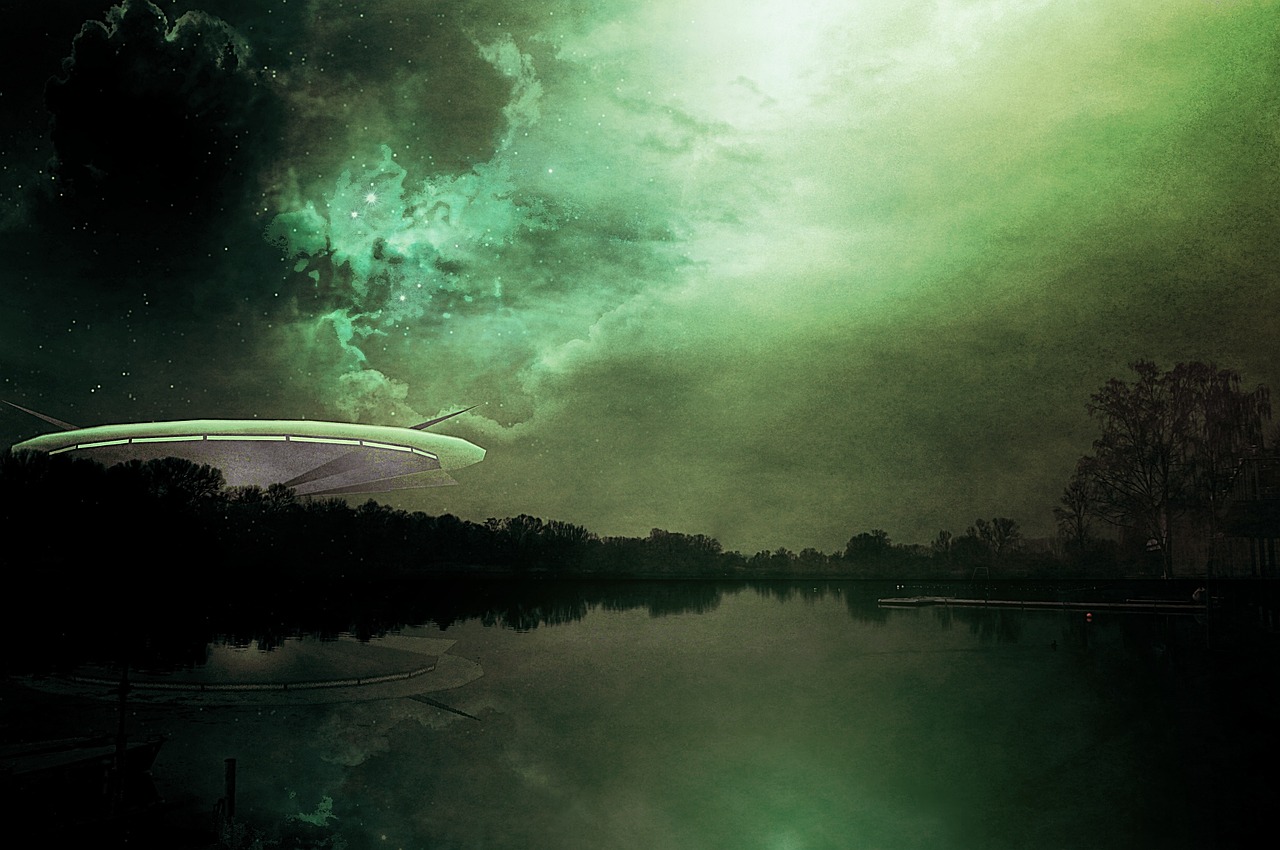 science fiction alien futuristic free photo