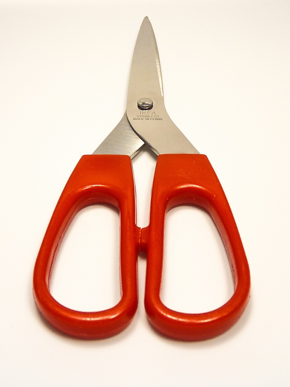 scissors kitchen red free photo