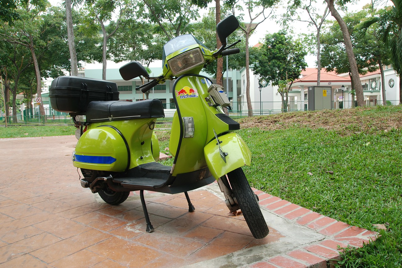 scooter green transport free photo