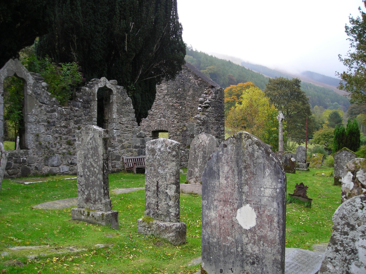 scotland graveyard cemetery free photo