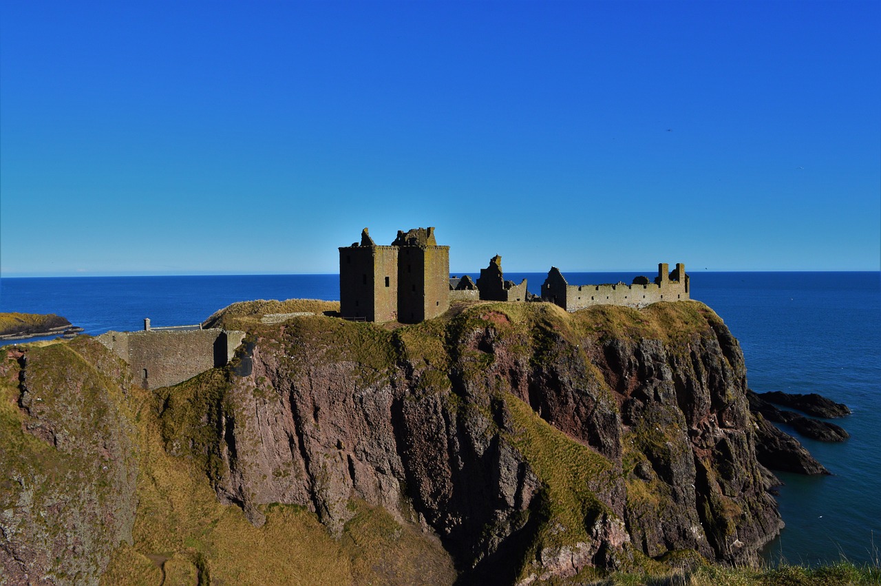 scotland castle uk free photo
