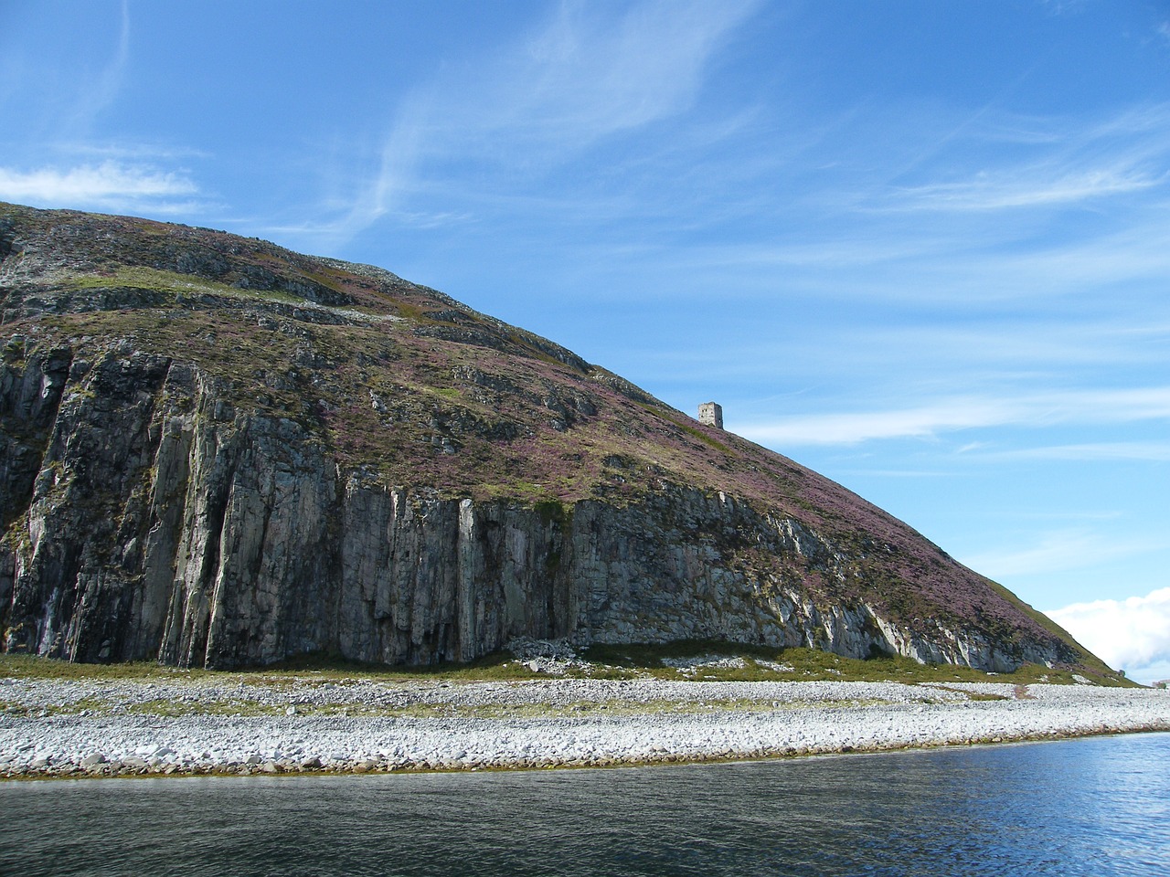 scotland ailsa craig island curling stones granite free photo