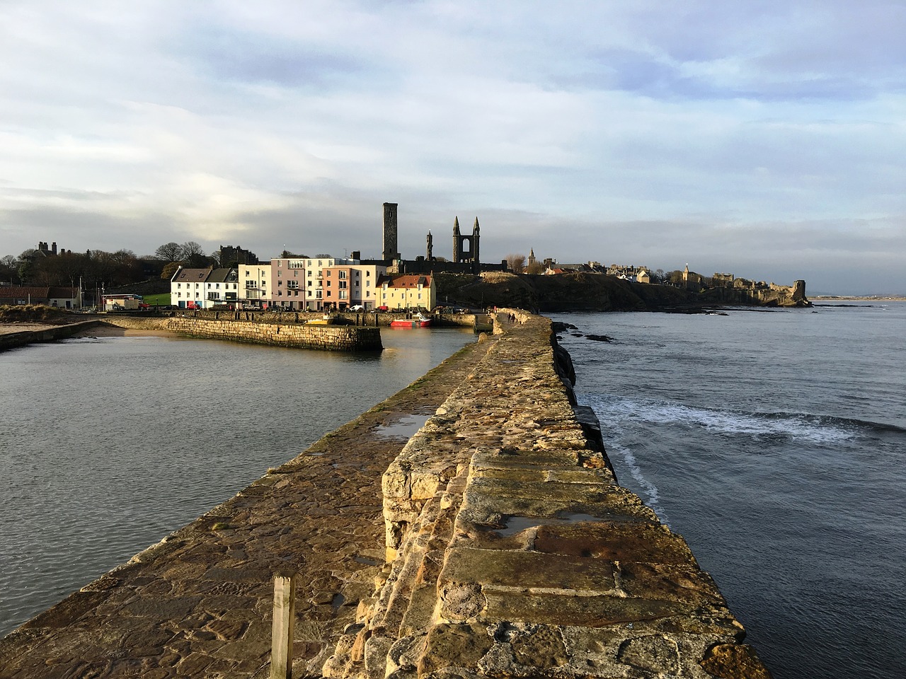 scotland st andrews harbour free photo