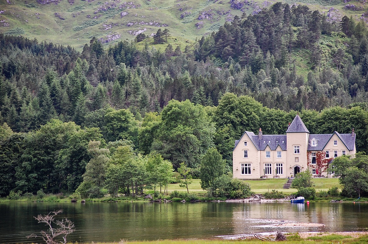 scotland lake house free photo