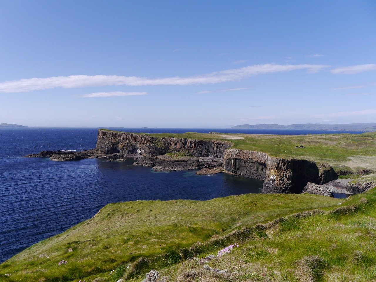 scotland staffa island free photo