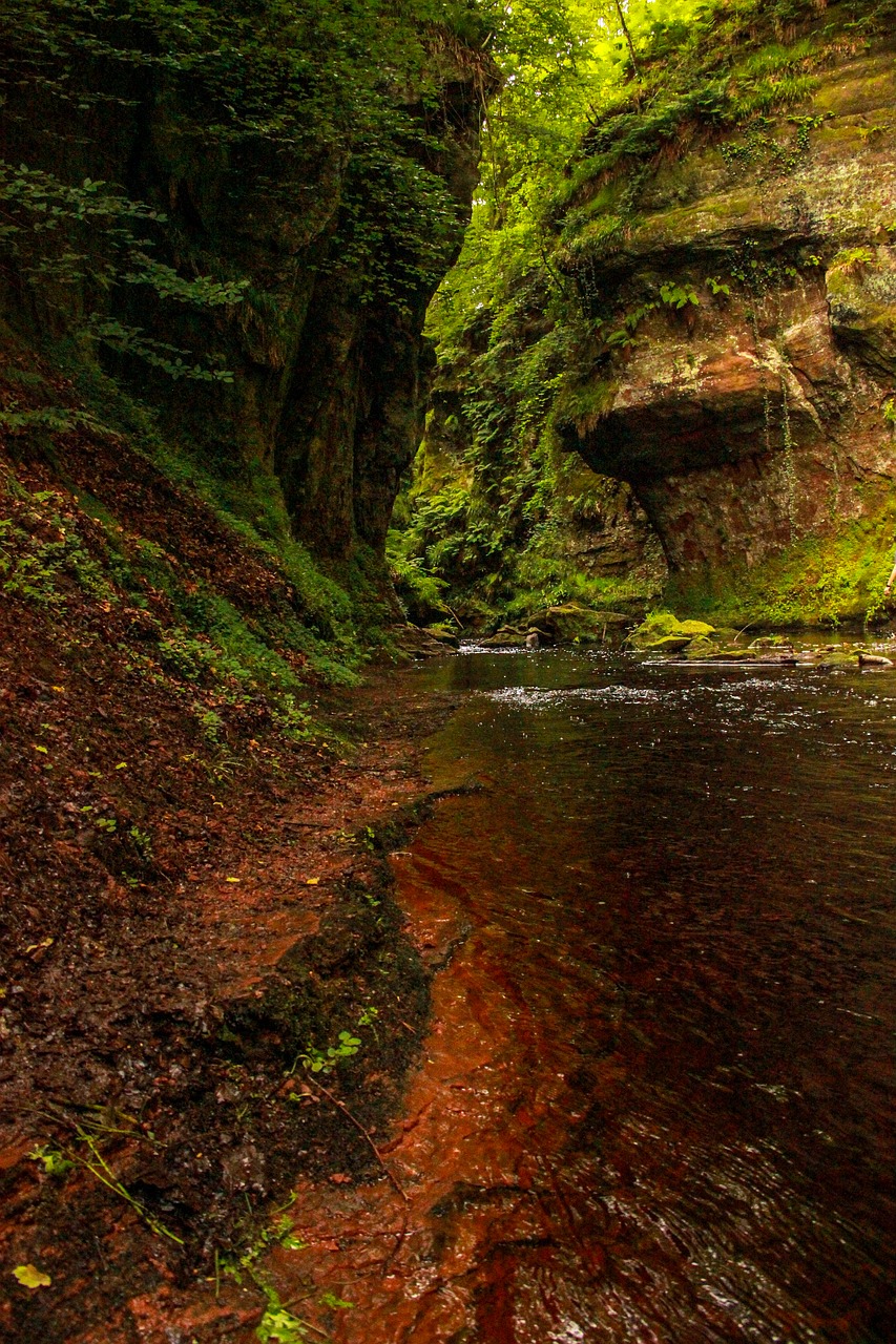 scotland canyon red water free photo