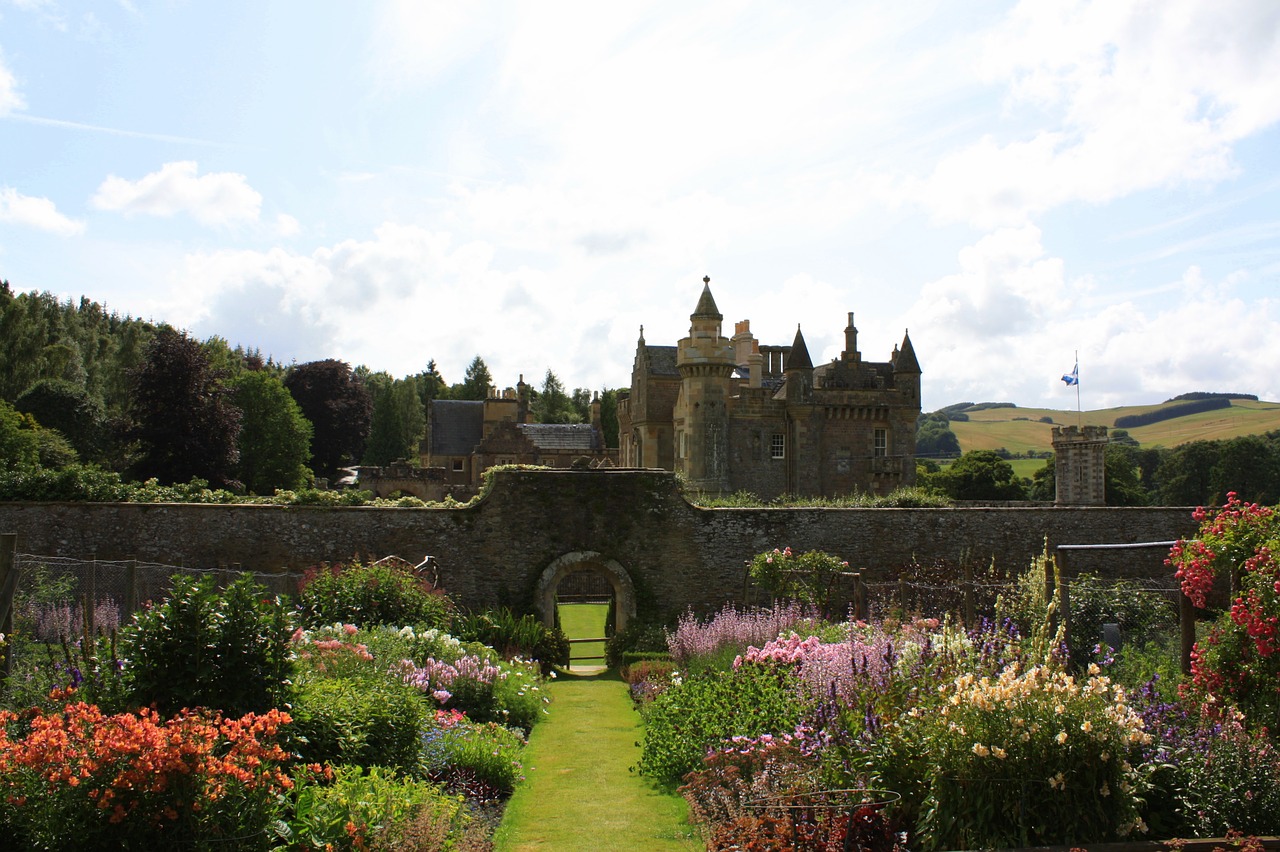 scotland walter scott castle free photo