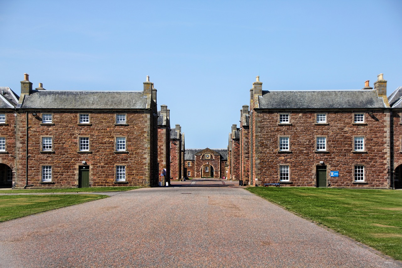 scotland barracks fortress free photo