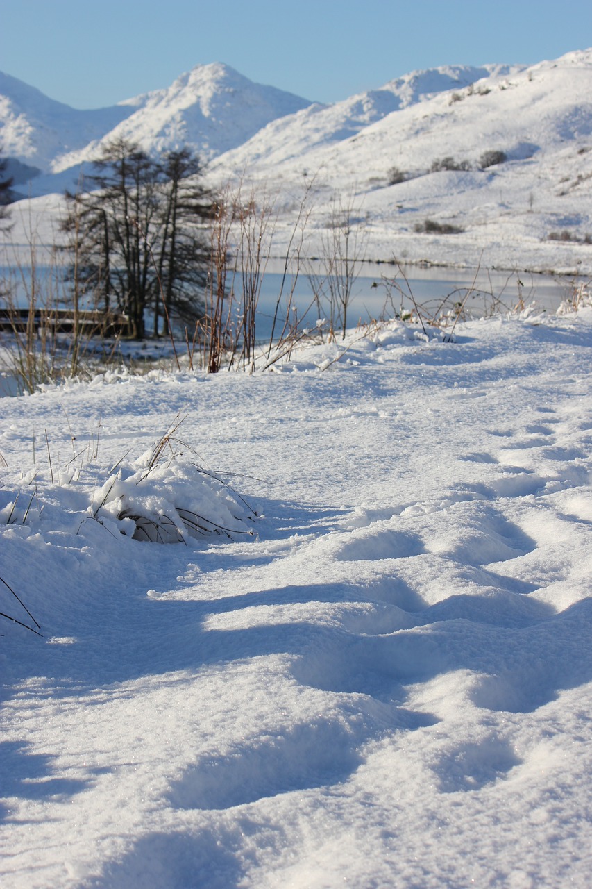 scotland  loch  snow free photo