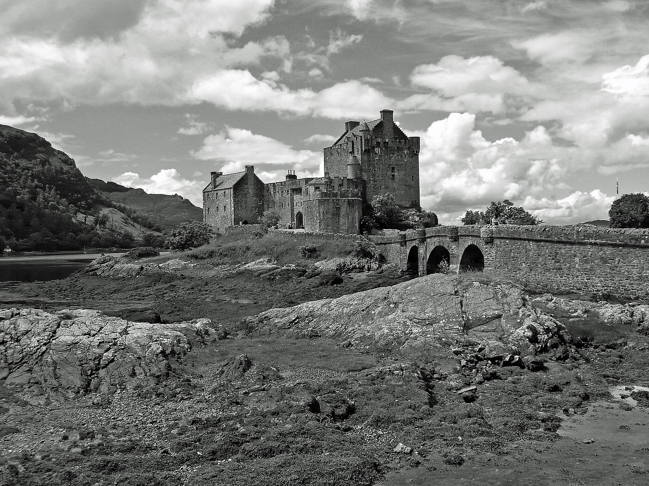 scotland castle eilean donan castle free photo