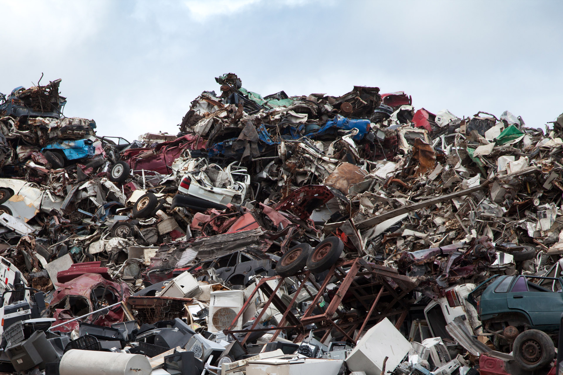 scrapyard recycling dump free photo