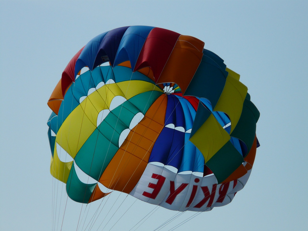 screen parachute colorful free photo