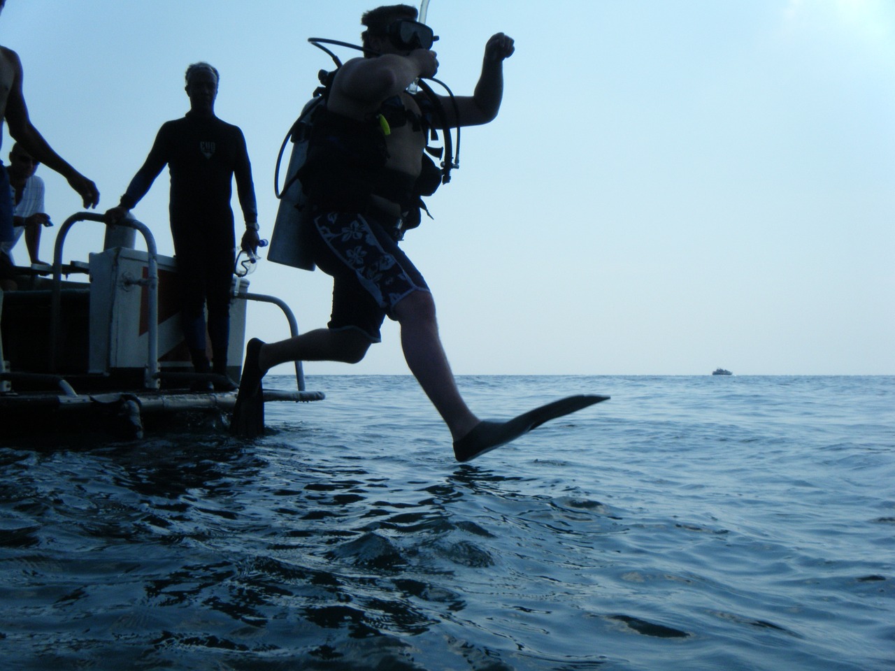 scuba boat diving free photo