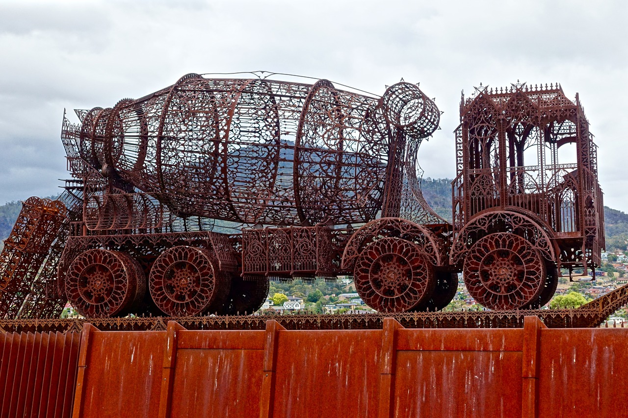 sculpture metal truck free photo