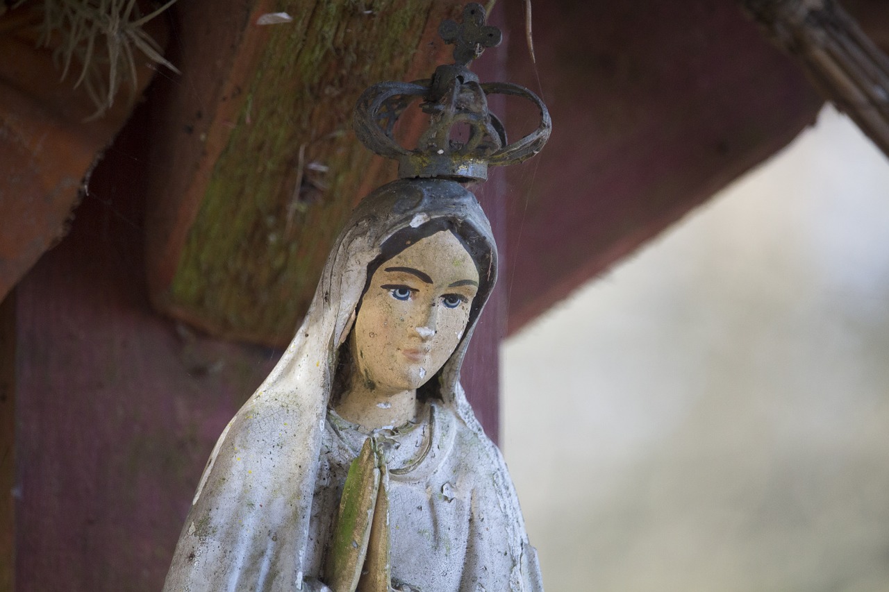 sculpture our lady chapel free photo