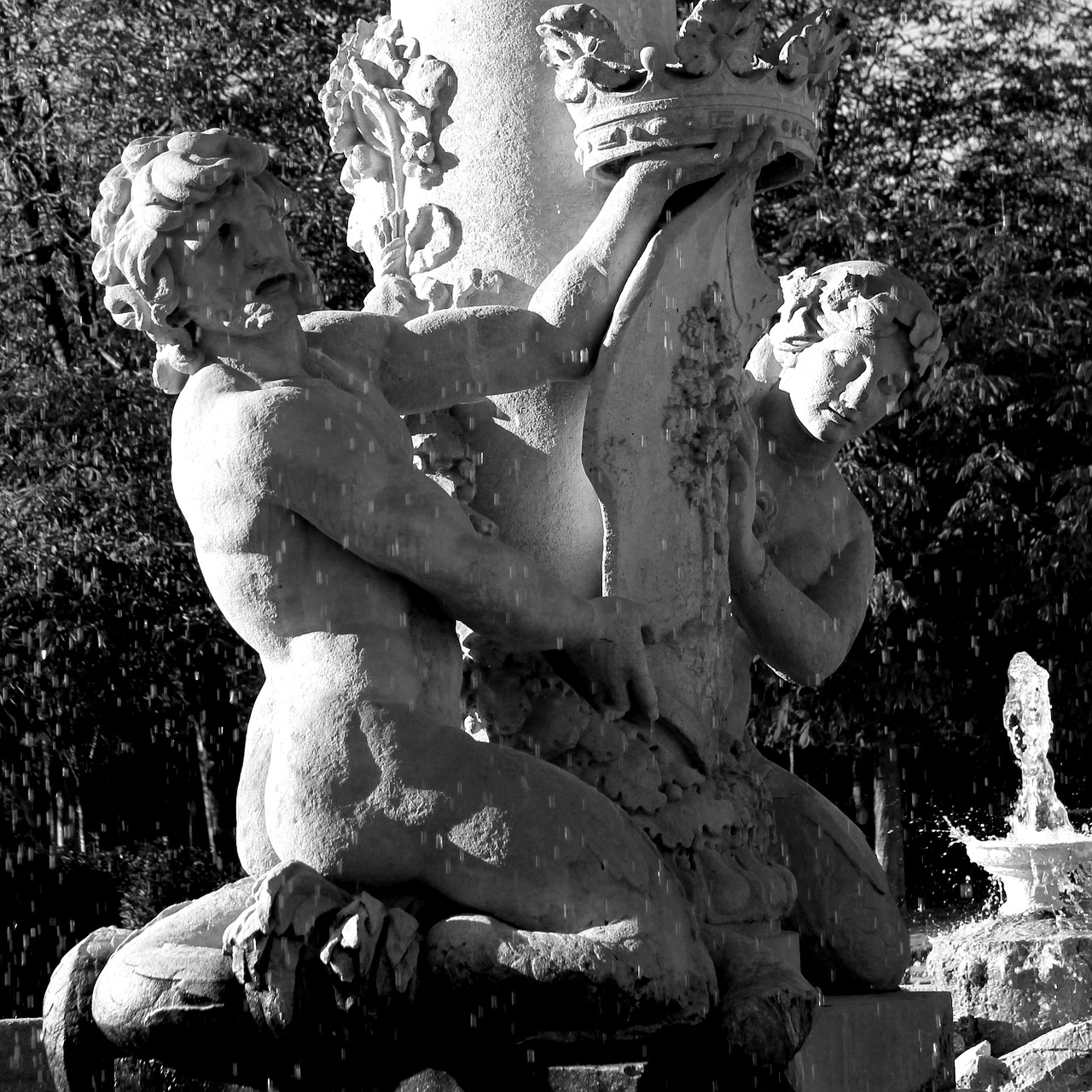 sculpture black and white spain free photo