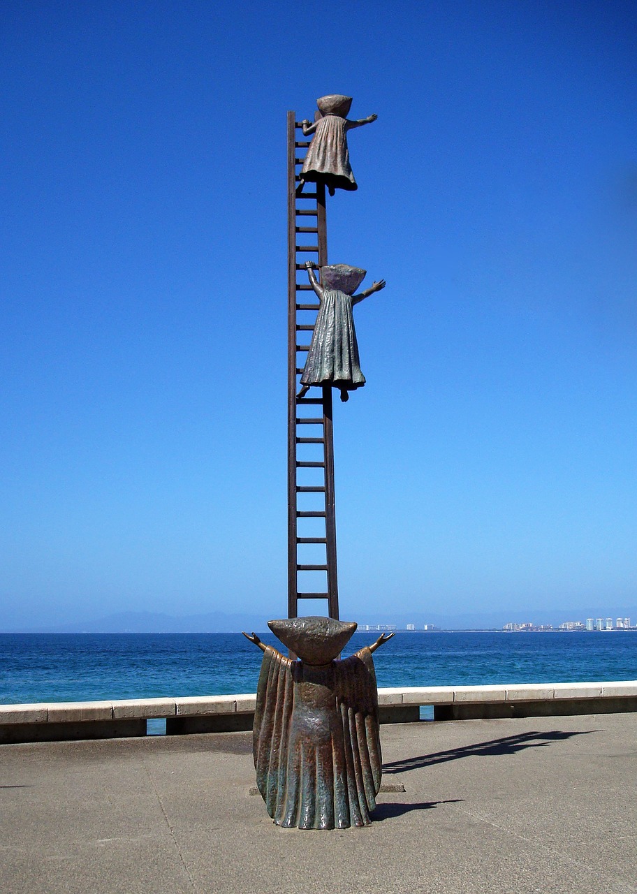 sculpture mexico puerto vallarta free photo