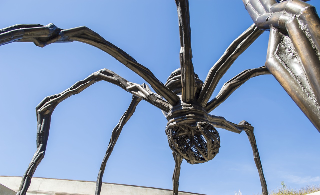 sculpture spider sculpture metal sculpture free photo