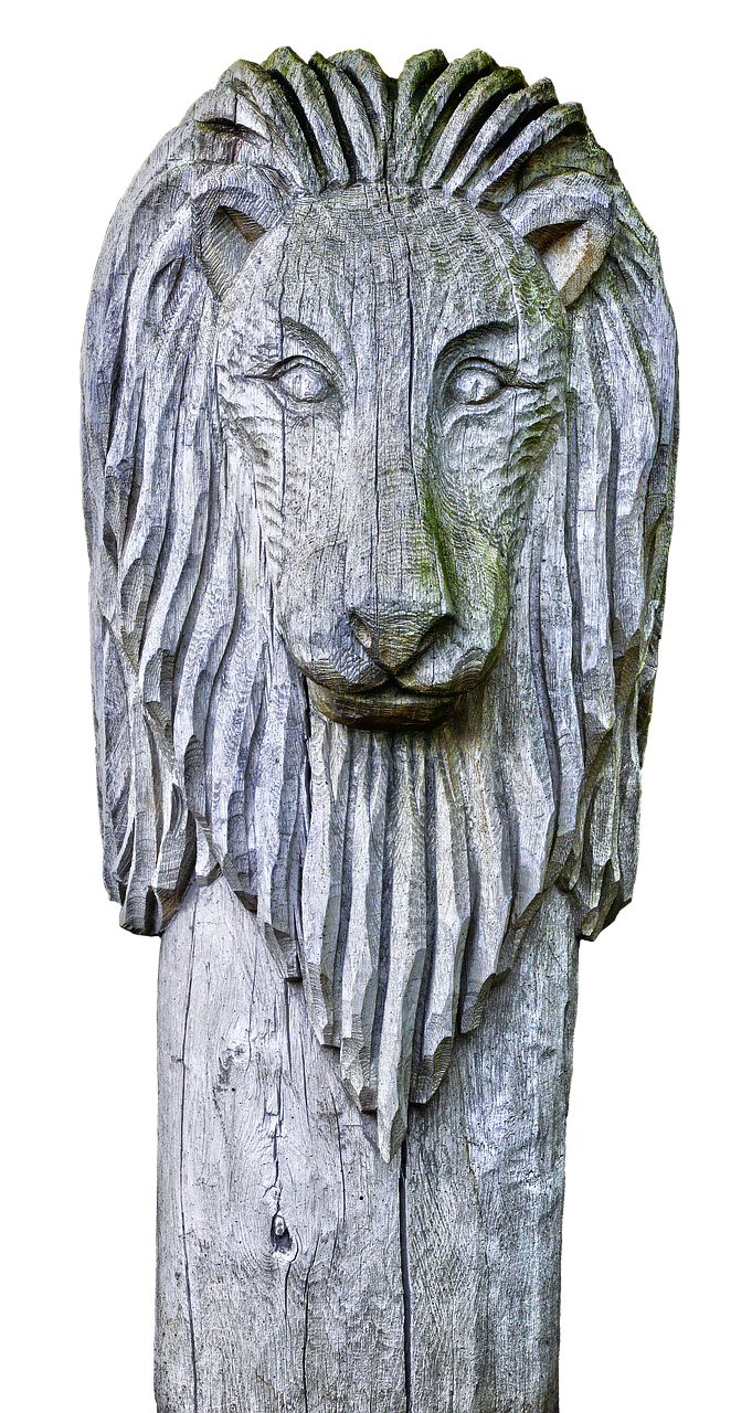 sculpture holzfigur lion free photo