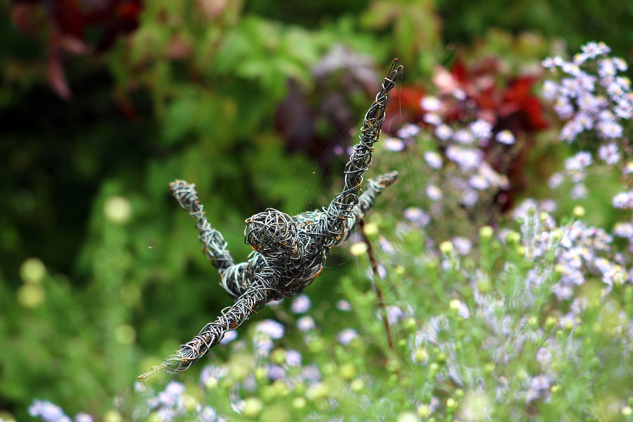 sculpture wire garden free photo