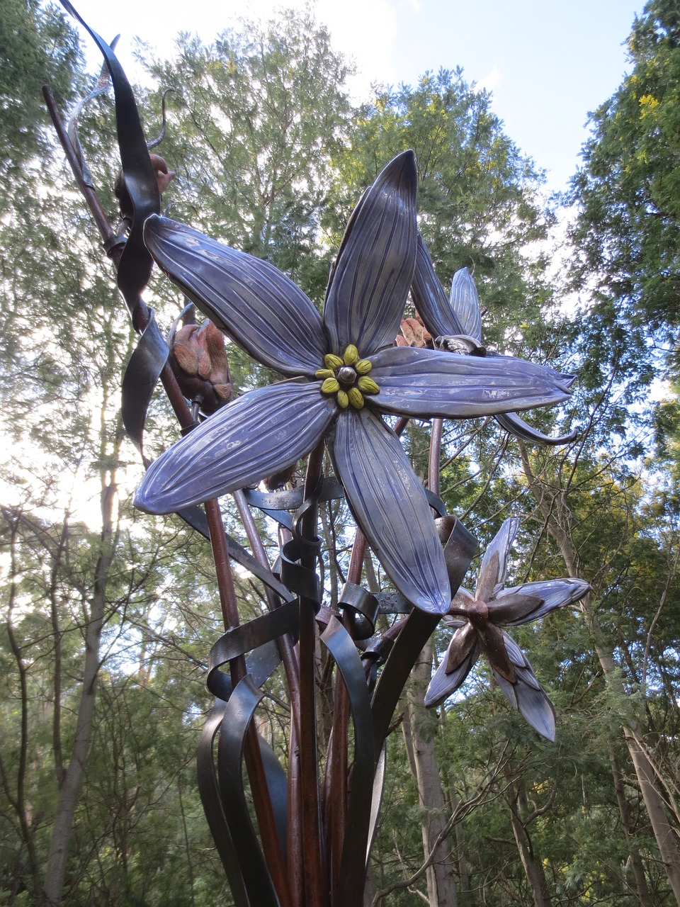 sculpture flower ceramic free photo