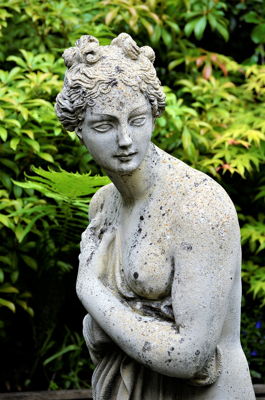 sculpture statue art free photo